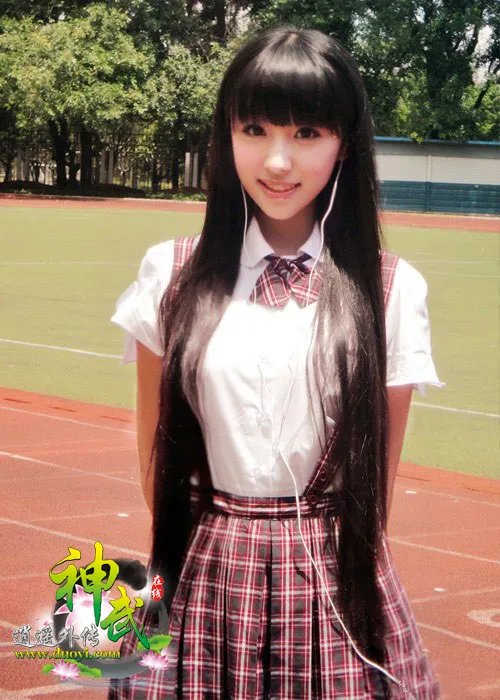 神武真人秀 女孩玩家似邻家爆照