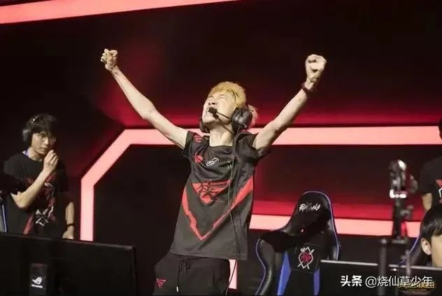 韩援Doinb有颗“中国心”!偷偷做公益希望加入中国国籍，你觉得有可能吗？