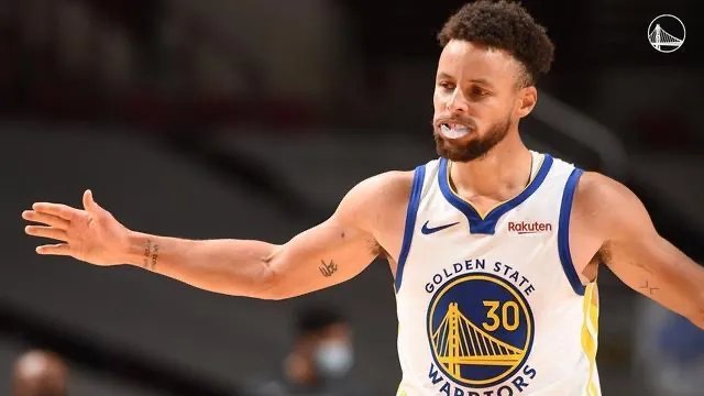 詹姆斯支持库里当选MVP,你觉得库里今年的表现如何?