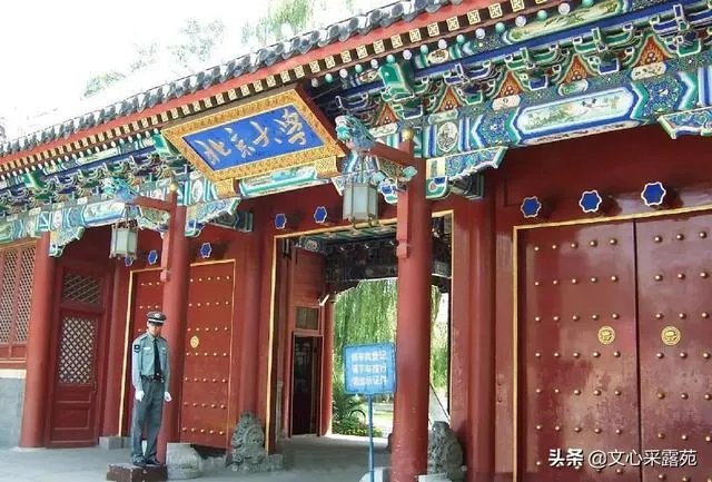 湖南05后女生696分考入北大成最小学妹,你怎么看?