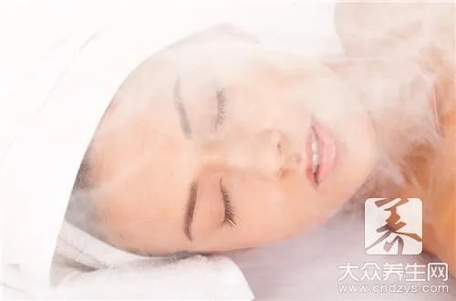 面颊吸脂