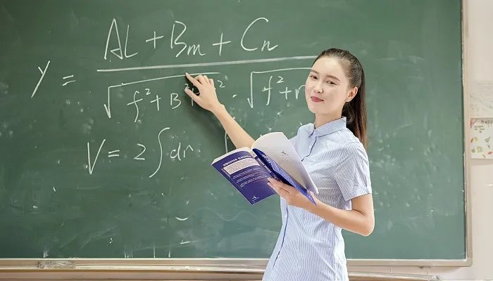 为什么四年一闰百年不闰