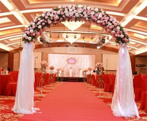 婚礼花门图片欣赏 如何布置婚礼花门