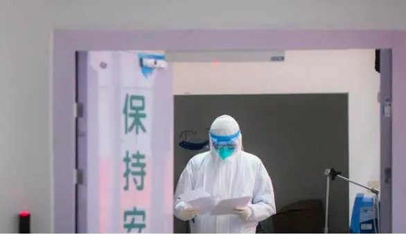 武汉协和医院一护士坠楼，现在情况如何？