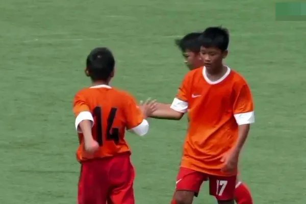 四川达州一大二女生坠楼身亡,是否为刑事案件?