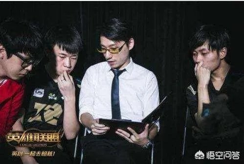如何看待RNG前主教练风哥微博认证取消,内容清空,疑似已经离职?