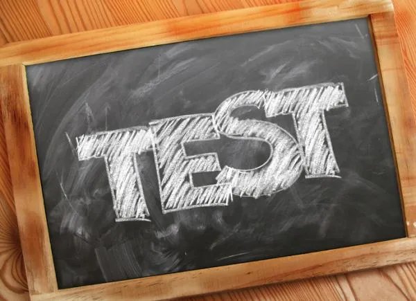 中小学不得组织周考月考单元考，这一规定对学生有何好处呢？