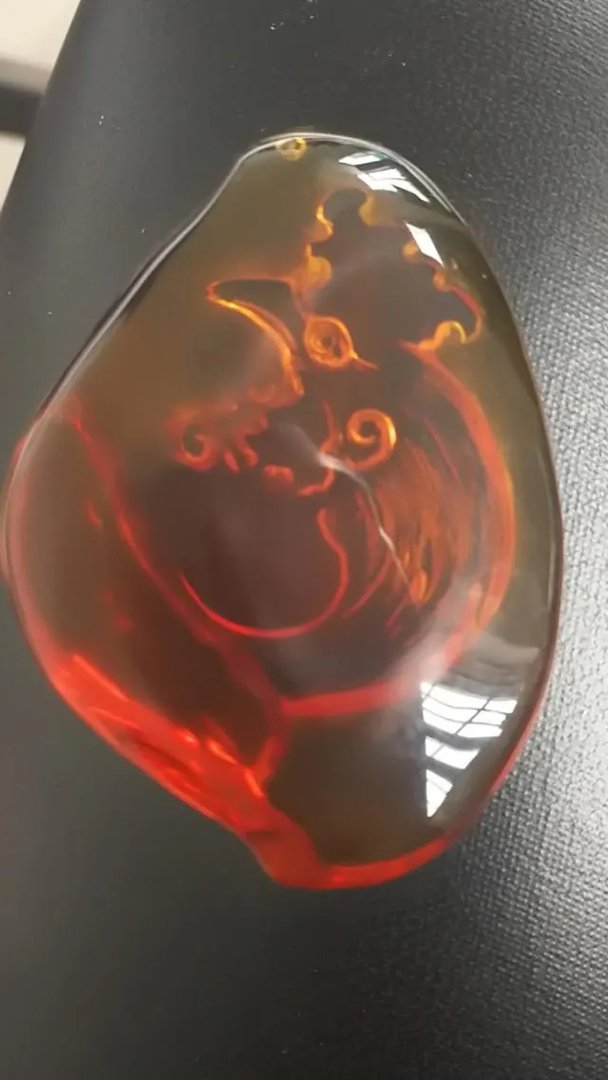 这个不是琥珀吧?