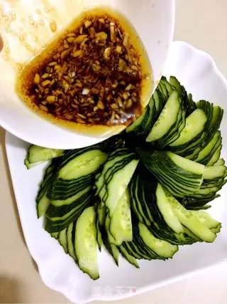 蒜泥黄瓜
