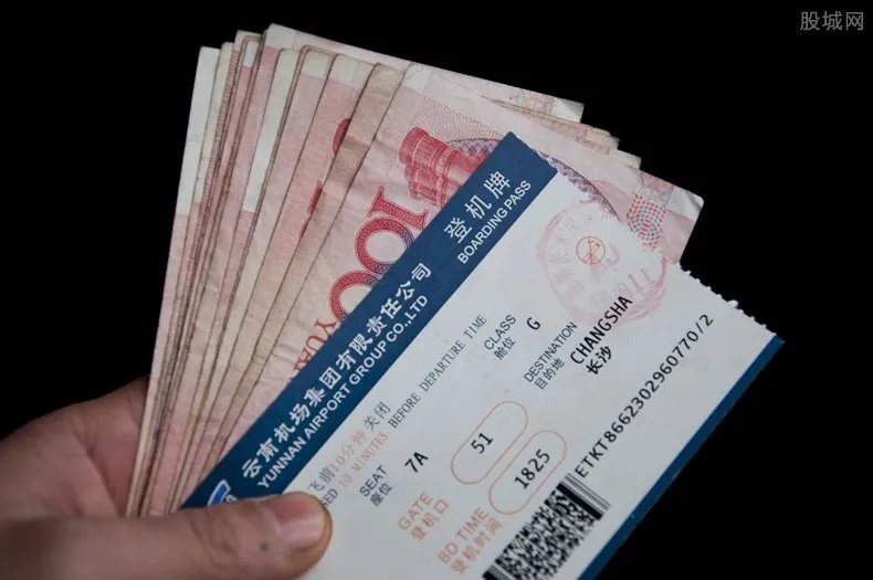 五一假期机票预订量已超2019年 旅游要爆发了！
