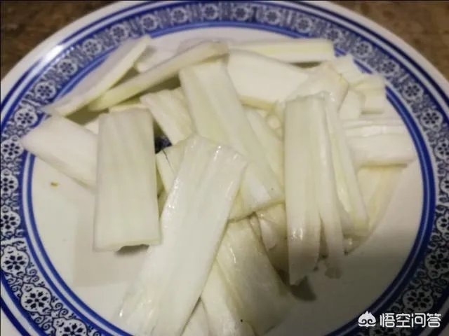 金边白菜是什么菜系？