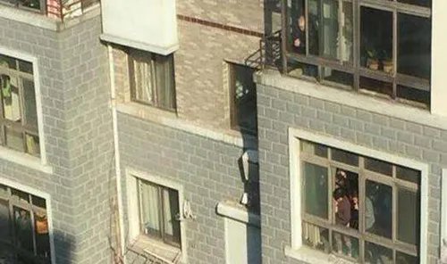 吵架过火双双跳楼酿成悲剧! 夫妻老吵架是什么原因