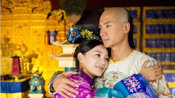 何晟铭老婆是谁?