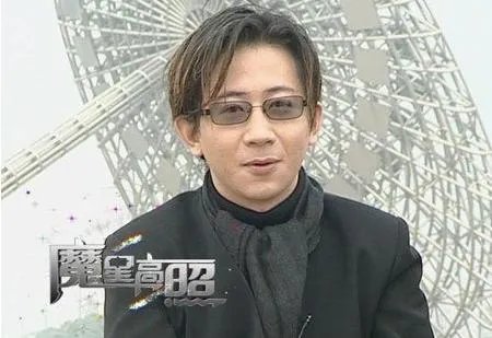 刘谦怎么突然消失了，刘谦为什么突然变老那么多