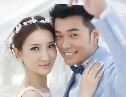 陈赫女友许婧结婚照曝光 许婧周游全球忘却离婚烦扰