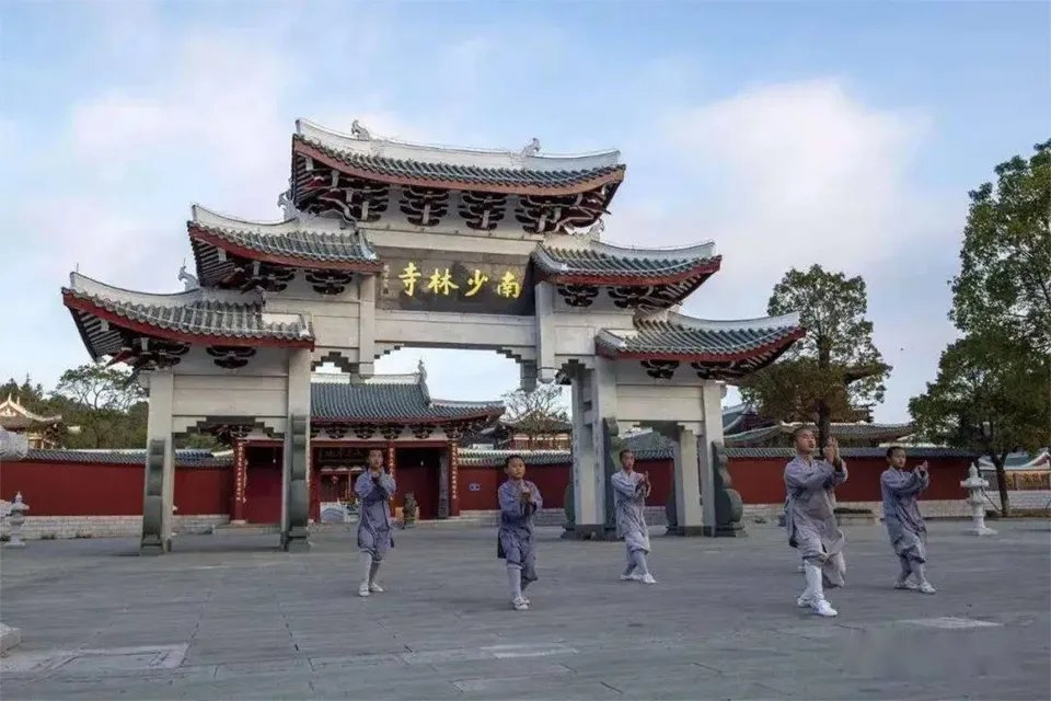 南少林与北少林的区别 中国有几个少林寺
