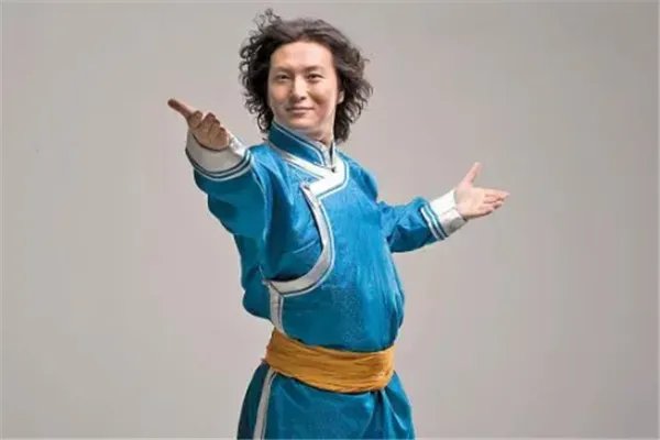 草原十大歌手:乌兰托娅上榜,她是凤凰传奇主唱