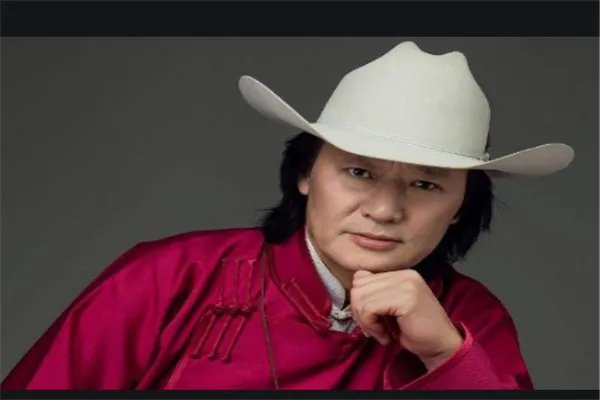 草原十大歌手:乌兰托娅上榜,她是凤凰传奇主唱