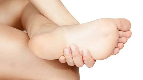 脚心痒是怎么回事 诱发脚心痒的病因都有哪些